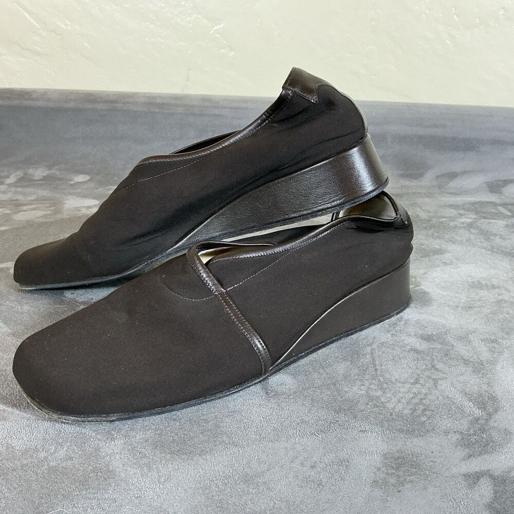 Taryn Rose Kelsey 40 Brown Comfort Women’s Dress Shoes 10 M Y2K VTG Slip On